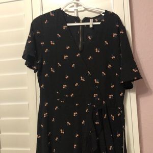 Black dress with tie and peaches 🍑